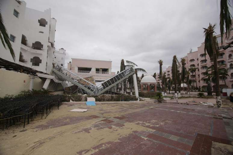 Ciclone tem causado destruição no México