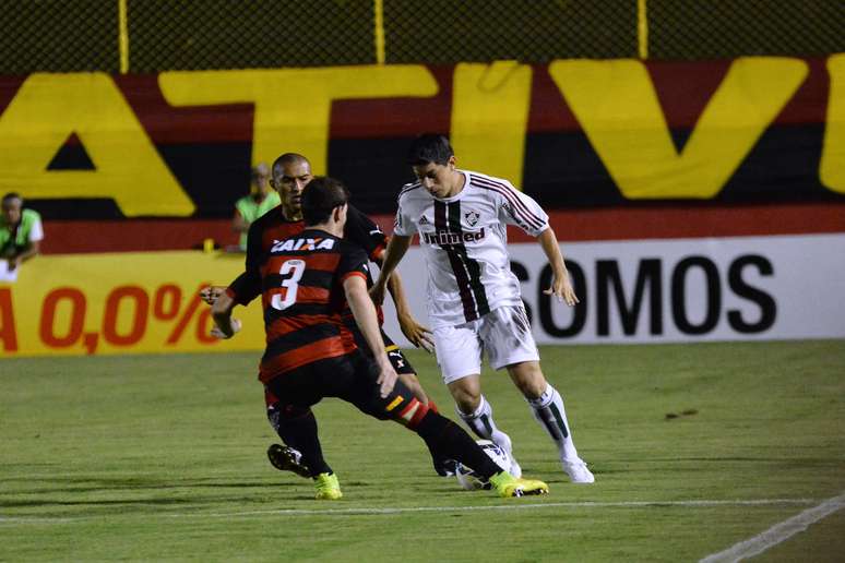 <p>Fluminense perdeu de virada para o Vit&oacute;ria na &uacute;ltima rodada</p>