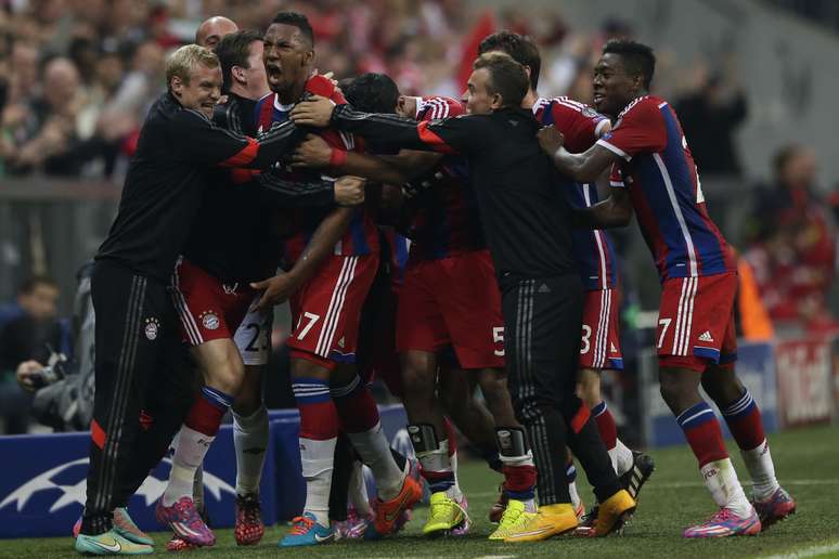 Equipe do Bayern de Munique faz a festa com vitória contra o Manchester City