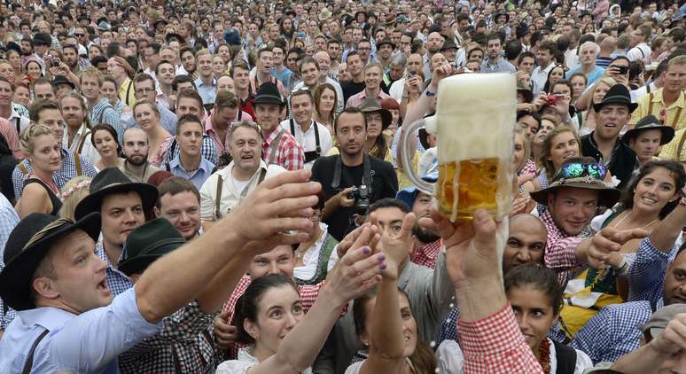 <p>Ao todo, 6,7 milhões de litros de cerveja foram consumidos em 2013</p>