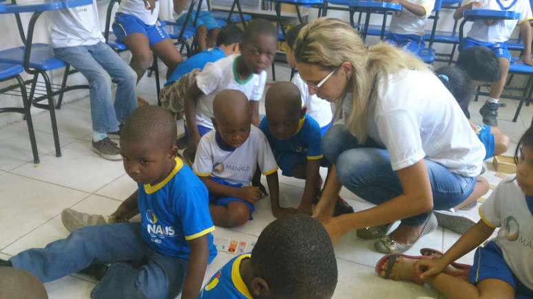 <p>Filhos de refugiados haitianos são alfabetizados em escolas de Manaus enquanto os pais trabalham</p>