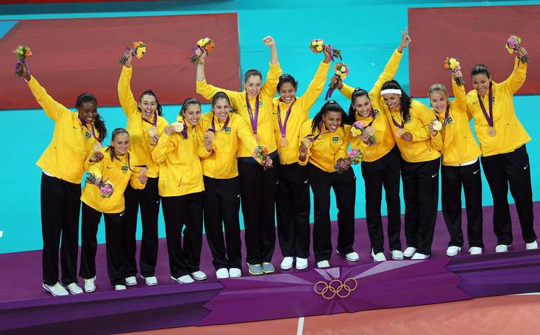 Seleção Brasileira vibra com bicampeonato olímpico