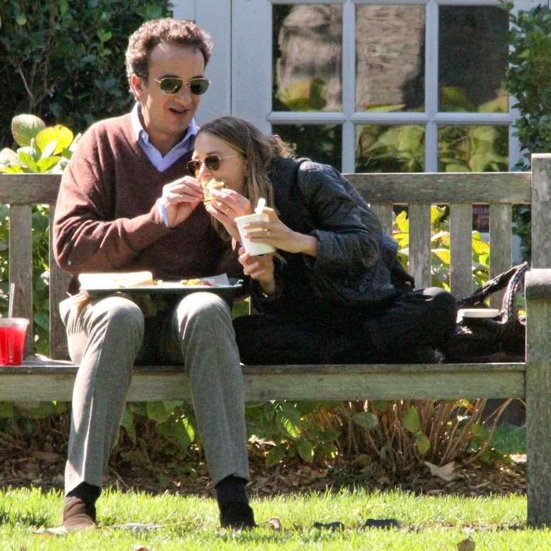 Mary-Kate Olsen e Olivier Sarkozy