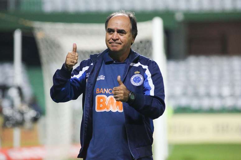 <p>Marcelo Oliveira terá jovem da base à disposição no banco</p>