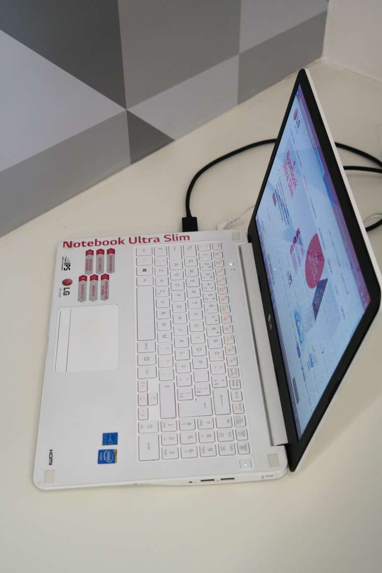Notebook LG Ultraslim de 15.6 polegadas