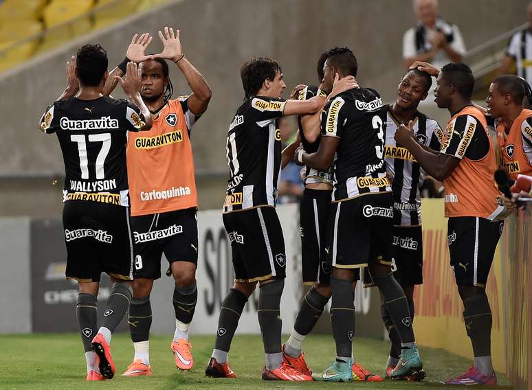<p>Botafogo reencontrou as vit&oacute;rias ap&oacute;s cinco jogos.</p>