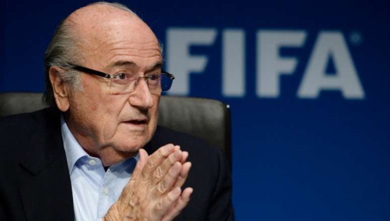 <p>Blatter fez anúncio polêmico nesta sexta-feira</p>