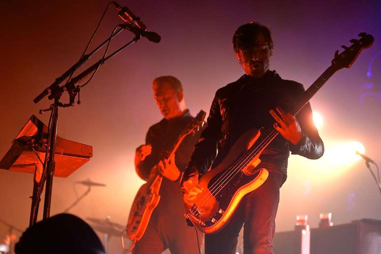 A banda Queens of the Stone Age se apresentou no Espaço das Américas, em São Paulo, nesta quinta-feira (25)