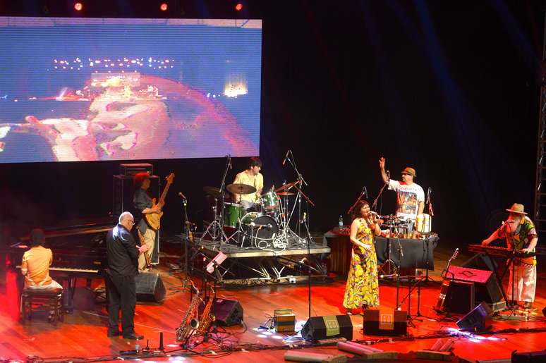 Escalandrum e Hermeto Pascoal se apresentaram nesta sexta-feira (25) no Centro Cultural Oscar Niemeyer, em Goiânia, no Figo 2014