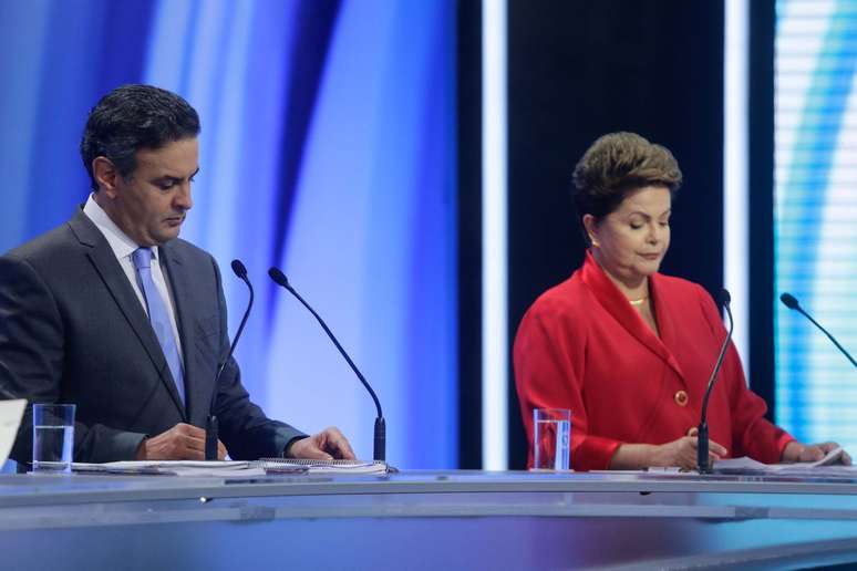 <p>Dilma e Aécio ficaram lado a lado no debate presidencial</p>