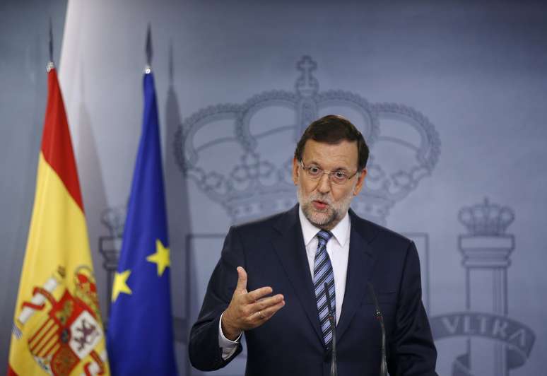 <p>O primeiro-ministro da Espanha, Mariano Rajoy, responde a uma pergunta durante uma entrevista coletiva no Pal&aacute;cio da Moncloa, em Madri, em 29 de setembro</p>