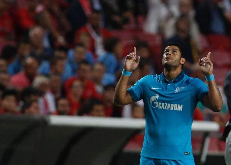 Atacante do Zenit Hulk em partida contra o Benfica pela Liga dos Campeões em Lisboa. 16/09/2014