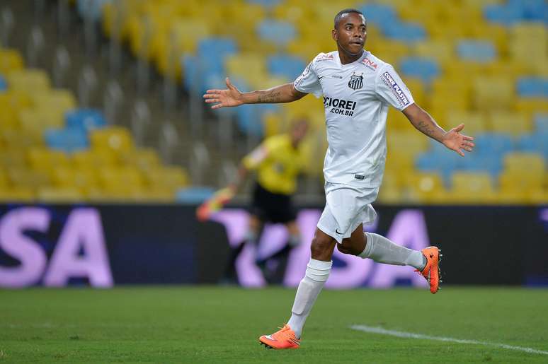 <p>Robinho chegou aos 101 gols pelo clube em 223 jogos</p>