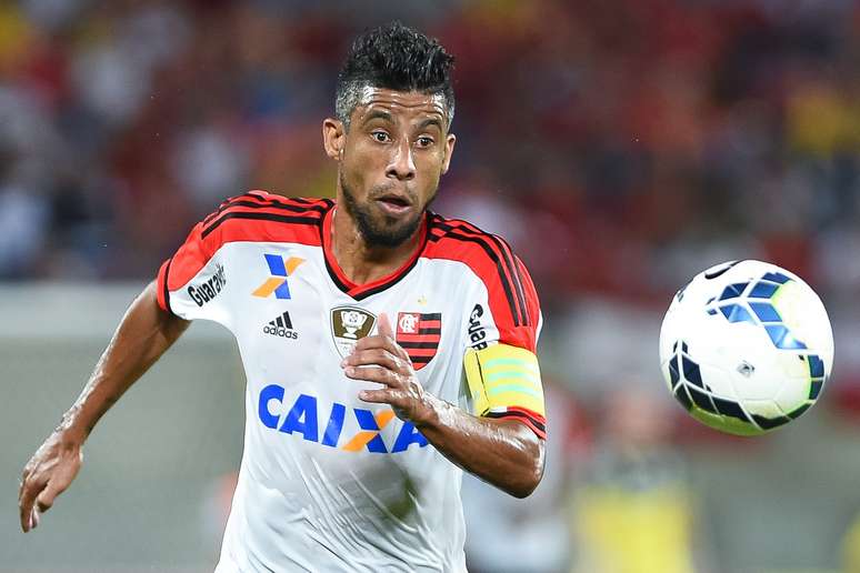 <p>Léo Moura tem contrato com o Flamengo até o fim do ano</p>