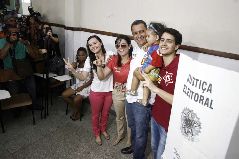 <p>Secretário-chefe da Casa Civil durante o segundo mandato do governador da Bahia Jacques Wagner, Rui Costa (PT) já foi vereador e deputado federal</p>