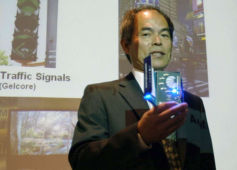 O americano  Shuji Nakamura é um dos vencedores do Nobel de Física junto de dois japoneses