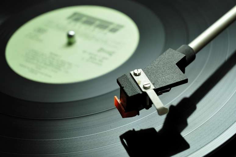 <p>Aparelhos são capazes de digitalizar o som analógico dos discos de vinil</p>