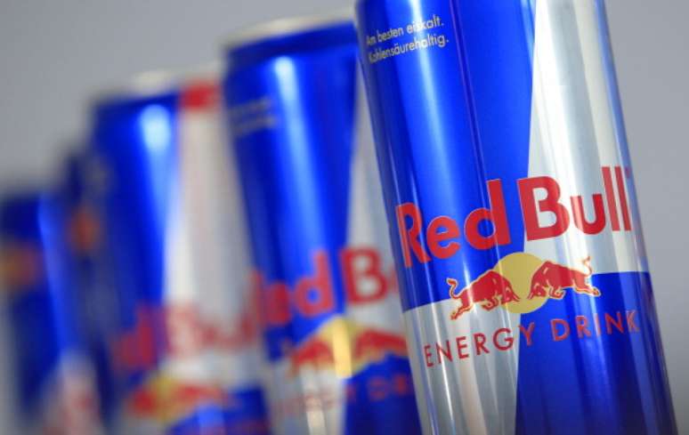 <p>Embora a Red Bull negue as irregularidades, a companhia confirmou o acordo</p>