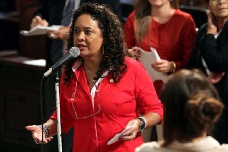 <p>A deputada estadual Enfermeira Rejane (PCdoB) foi a única candidata eleita a se declarar negra no  Rio</p>