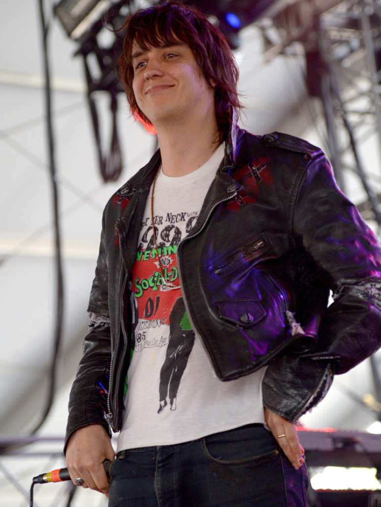 <p>Julian Casablancas contou que problemas dentro na banda começaram com sua 'supervisão de ferro'</p>