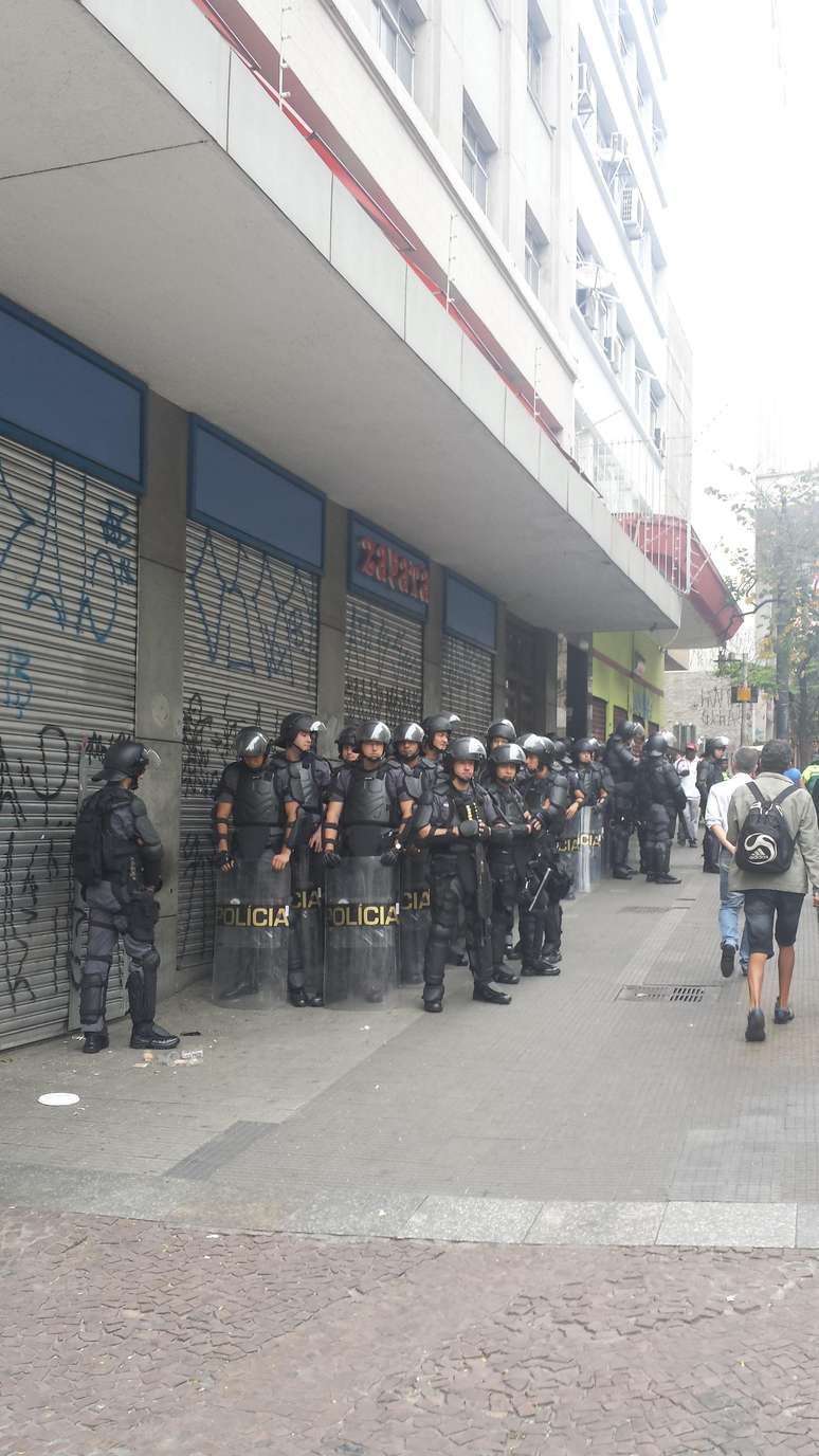 Policiais Militares não precisaram agir e só acompanharam a saída dos ocupantes