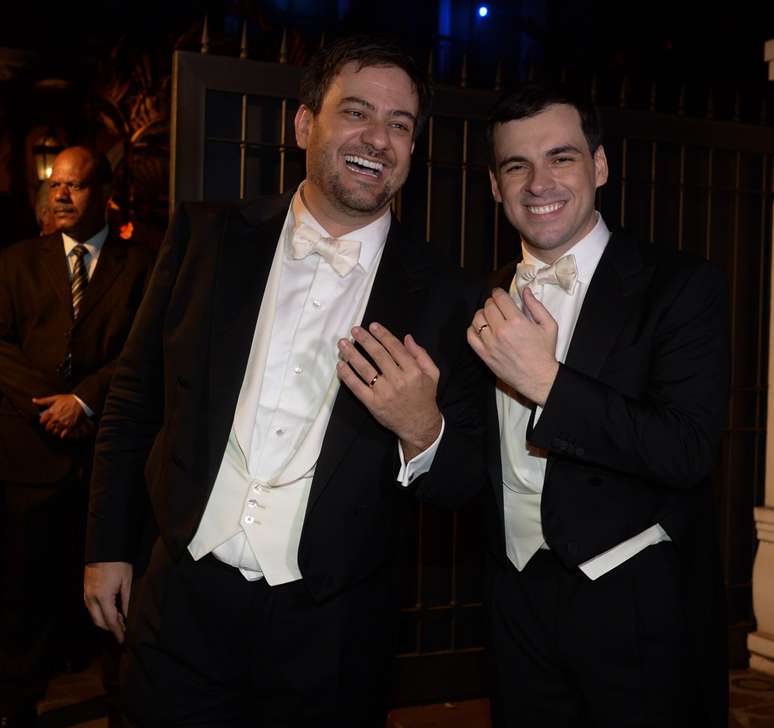 Famosos curtiram o casamento de Bruno Astuto e Sandro Barros, em S&atilde;o Paulo