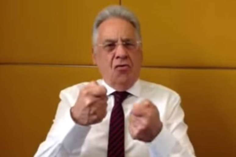 <p>Imagem do vídeo gravado pelo ex-presidente tucano</p>