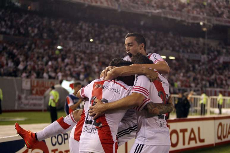 River Plate bateu Libertad novamente