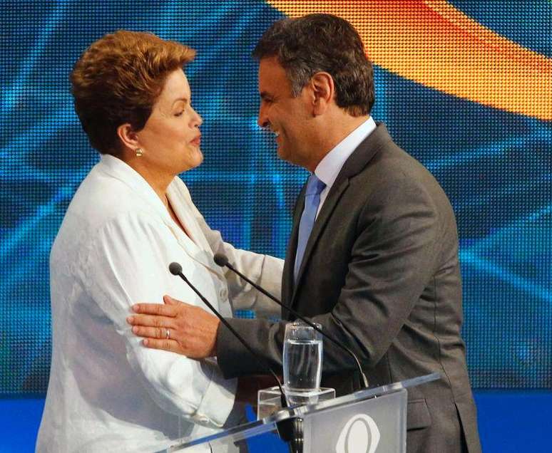 <p>Bom Senso já negociou com Dilma e elogiou projetos de Aécio para o esporte</p>