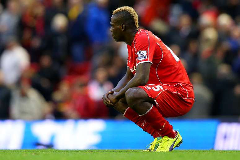 Liverpool, de Balotelli, continua sem embalar no Inglês