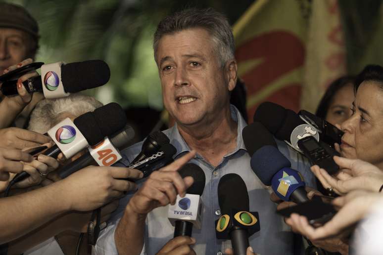 <p>Rodrigo Rollemberg (PSB) está definido como novo governador do Distrito Federal com 55,56%, contra 44,44% de Jofran Frejat (PR)</p>