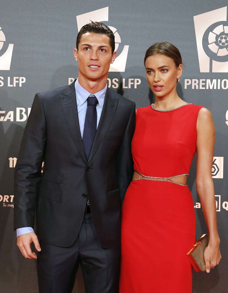 <p>Cristiano Ronaldo deve estar solteiro no momento</p>