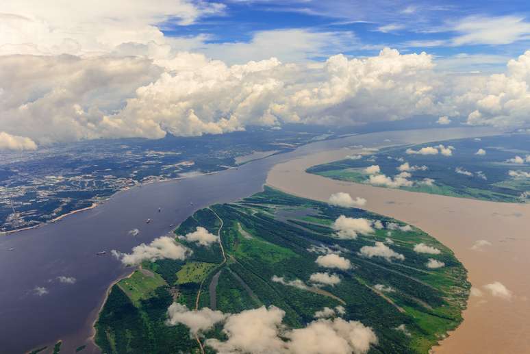 Viagem do Rio a Miami tem passagem pelo rio Amazonas