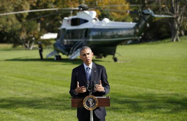 O presidente norte-americano, Barack Obama, fala sobre a resposta dos EUA ao surto de Ebola, na Casa Branca, em Washington, nesta terça-feira. 28/10/2014