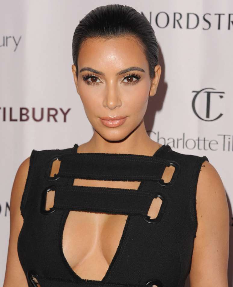Em entrevista, Kim Kardashian deu a entender que estaria grávida de novo
