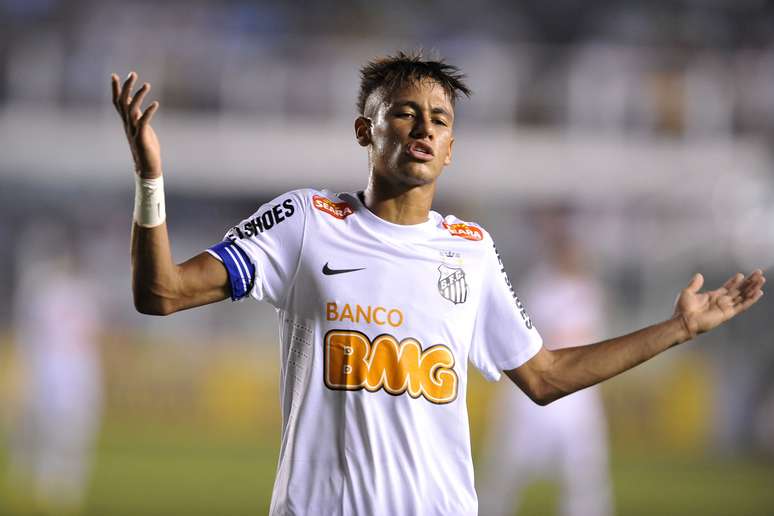 <p>Neymar estava visivelmente mais magro quando jogava no Brasil</p>