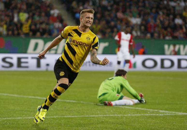 Meia-atacante do Borussia Dortmund Marco Reus comemora gol contra o Augsburg no Campeonato Alemão. 29/09/2014
