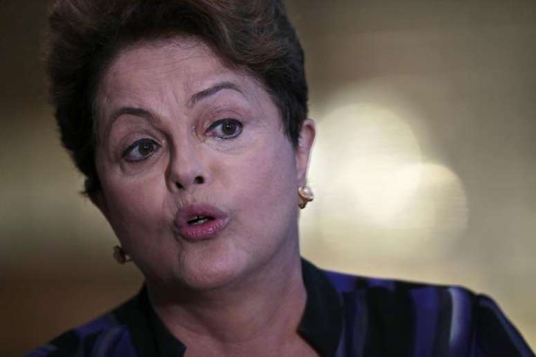 Presidente Dilma Rousseff durante entrevista coletiva em Brasília. 01/10/2014