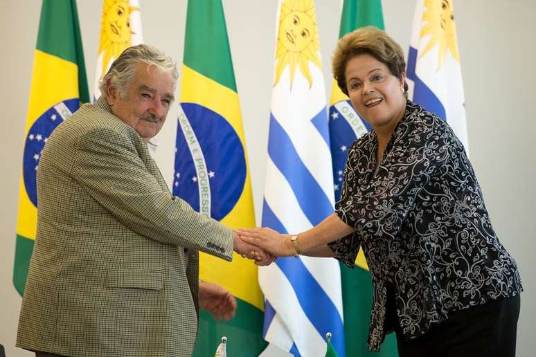 Para Mujica há um Brasil "conservador, reacionário, que pensa com um selo paulista como se São Paulo fosse uma nova metrópole, e que como tal o resto do país deve se subordinar".