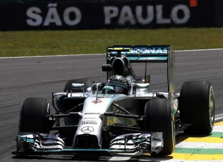Piloto de F1 Nico Rosberg, da Mercedes, em treino em Interlagos, São Paulo. 7/11/2014