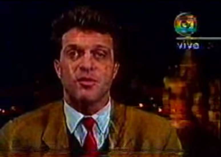 <p>Em 25 de dezembro de 1991, a transmiss&atilde;o da novela Roque Santeiro &eacute; interrompida e Bial noticia ao vivo o fim da Uni&atilde;o Sovi&eacute;tica</p>