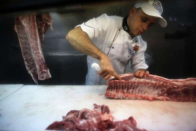 <p>Preço das carnes exerceu o maior impacto no IPCA-15</p>