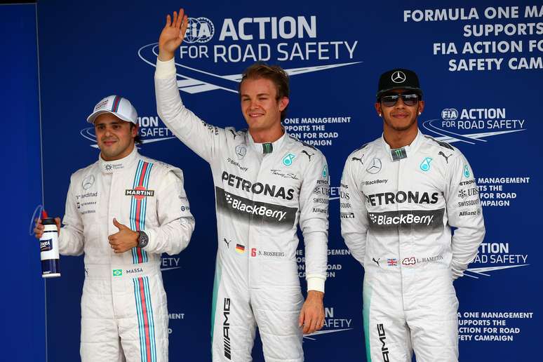 <p>Rosberg, Hamilton e Massa ficaram com as tr&ecirc;s primeiras posi&ccedil;&otilde;es do grid para o GP do Brasil.</p>