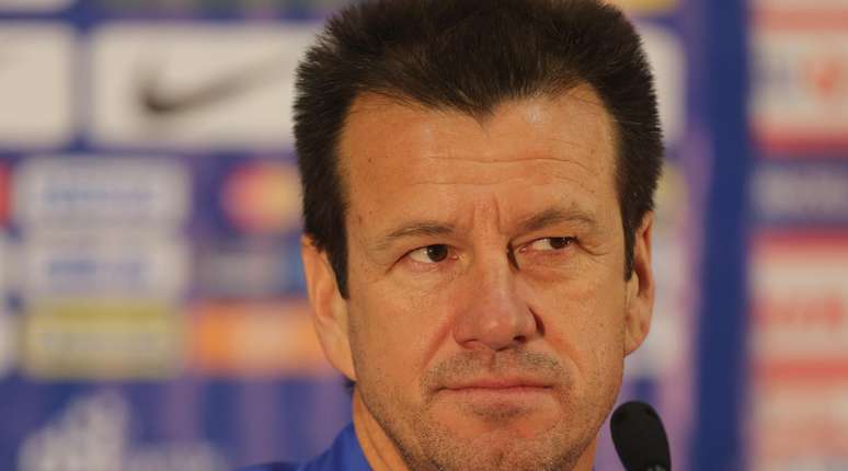 Dunga elogiou hist&oacute;ria da Sele&ccedil;&atilde;o Brasileira mesmo ap&oacute;s 7 a 1