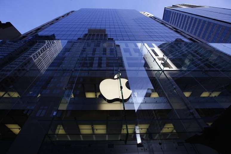 <p>Os planos da Apple de desafiar l&iacute;deres do setor como a HP, Dell, Oracle e SAP est&atilde;o come&ccedil;ando a tomar forma</p>