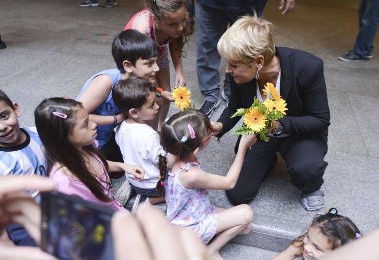 Xuxa grava comercial na Argentina 