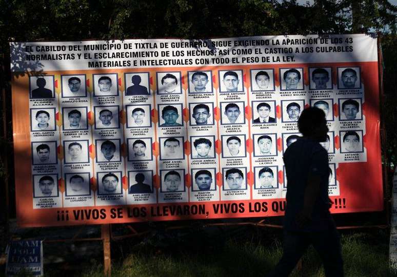 <p>Desaparecimento dos 43 estudantes, provavelmente executados por narcotraficantes, em Iguala, provocou grande como&ccedil;&atilde;o em todo o pa&iacute;s&nbsp;</p>