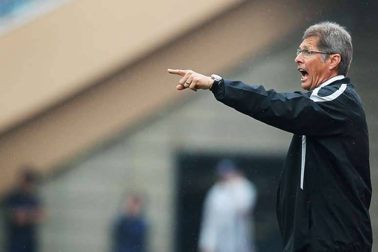 Oswaldo de Oliveira, durante passagem pelo Jap&atilde;o