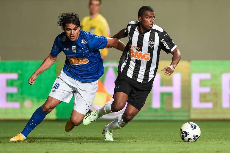 <p>Cruzeiro foi campeão brasileiro e agora está em pé de igualdade com Atlético-MG</p>