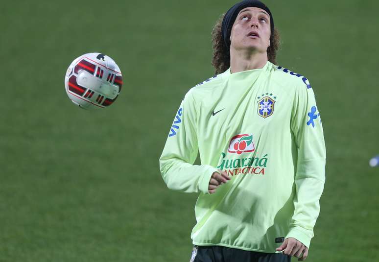 <p><strong>VITÓRIA:</strong> David Luiz na zaga, Hulk no ataque... nada mal</p>